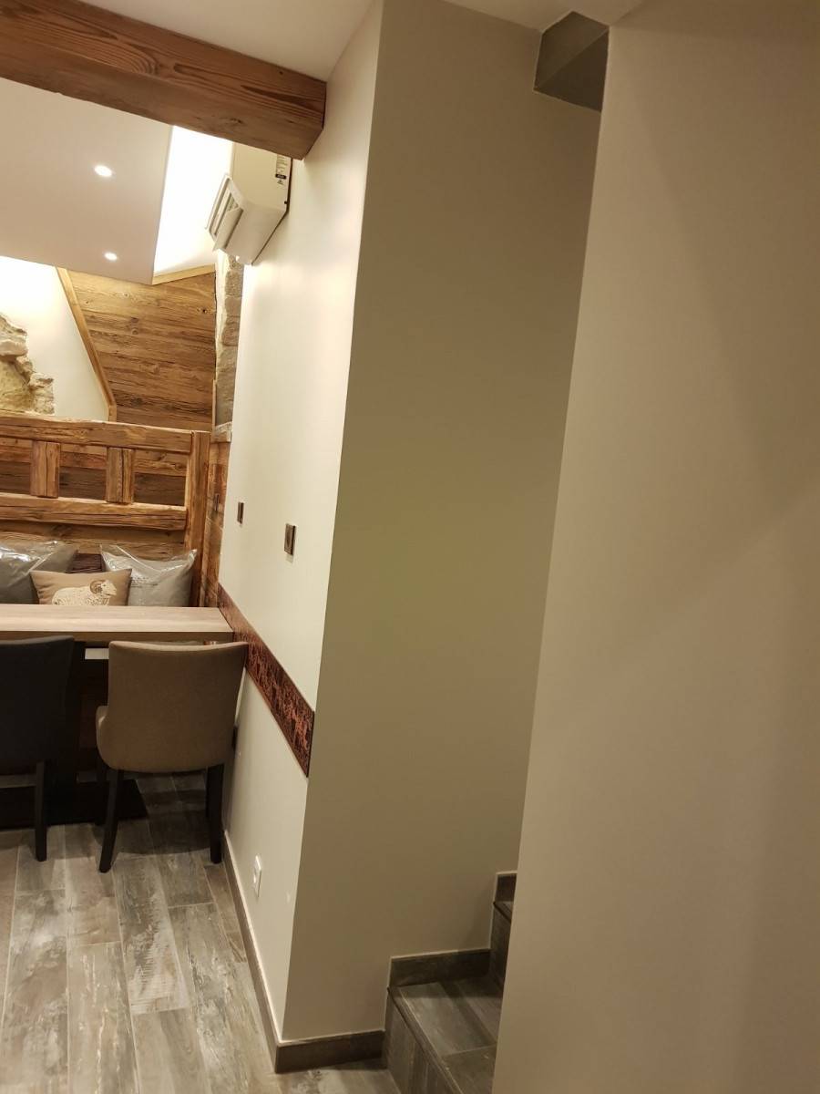 mur